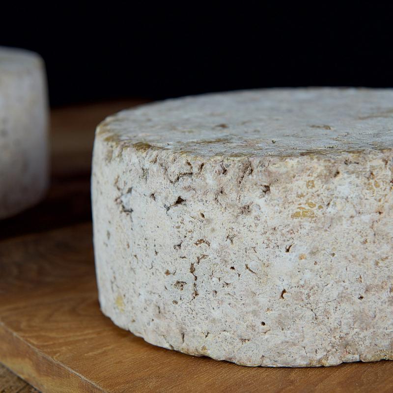 Full cheese fleet valley blue