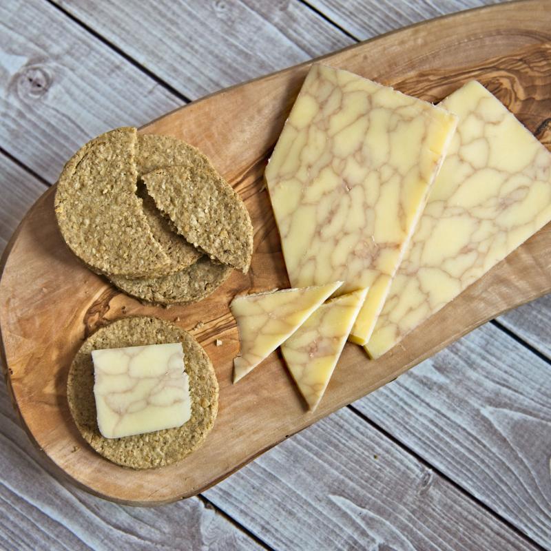Ethical Dairy fusion cheese with crackers