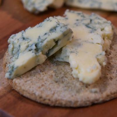 Barlocco blue cheese with oatcakes
